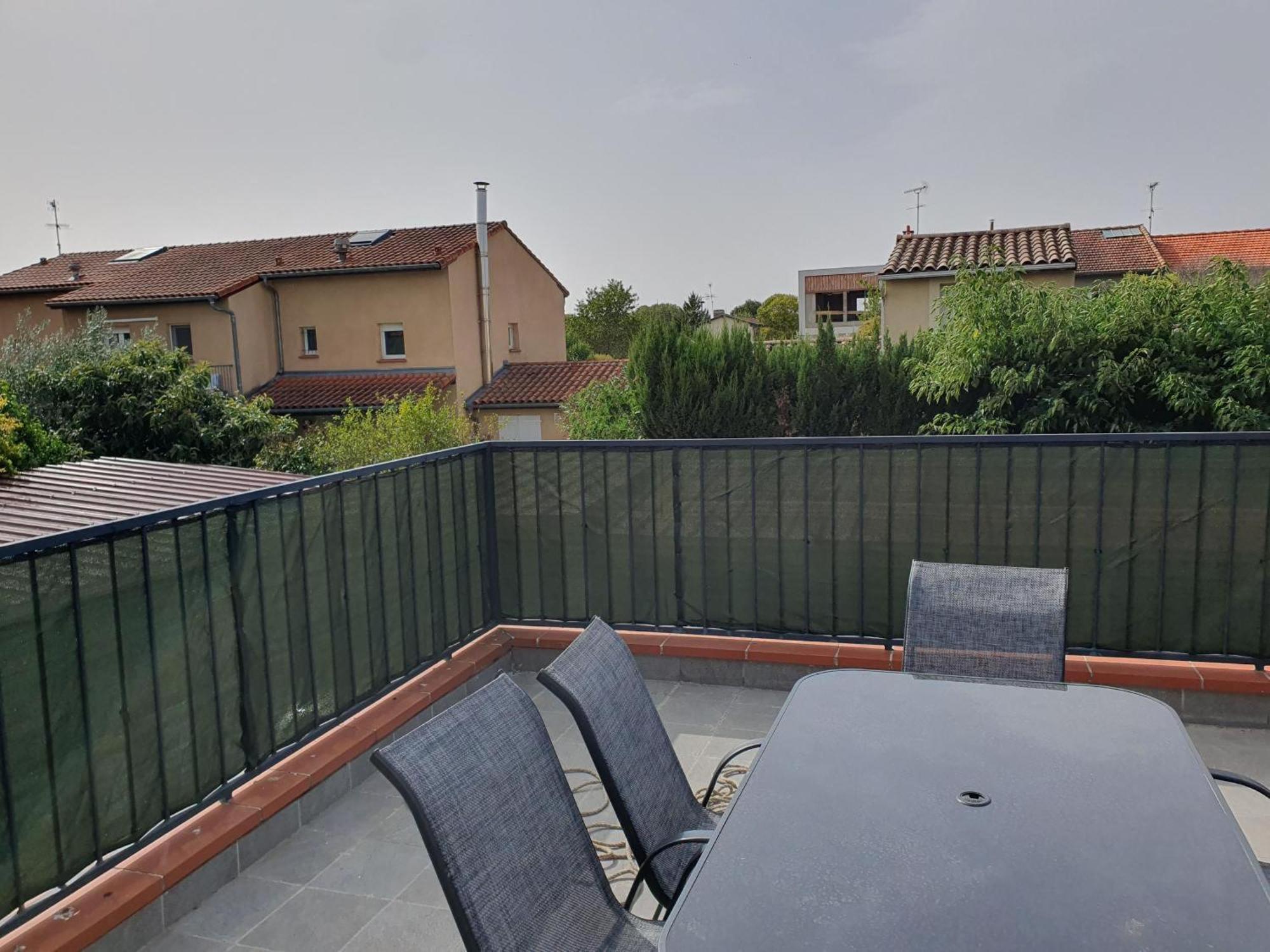 Duplex Familial Grand Confort T3 Apartment *